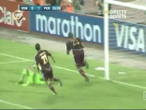 Salomón Rondón marca el primer gol ante encuentro con Perú