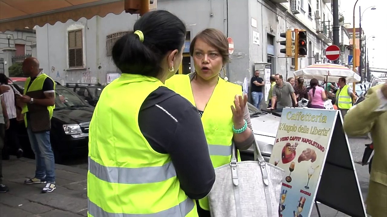 Napoli - La protesta degli ex detenuti del carcere di Poggioreale -live- (10.09.13)