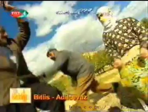 ADİLCEVAZ YÖRESİ HALK OYUNLARI EKİBİ-Bıçak Oyunu