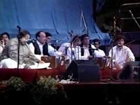 NUSRAT FATEH ALI KHAN - TUM EK GORAKH DHANDA HO