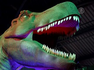 Крупнейшая выставка динозавров приехала в Киев