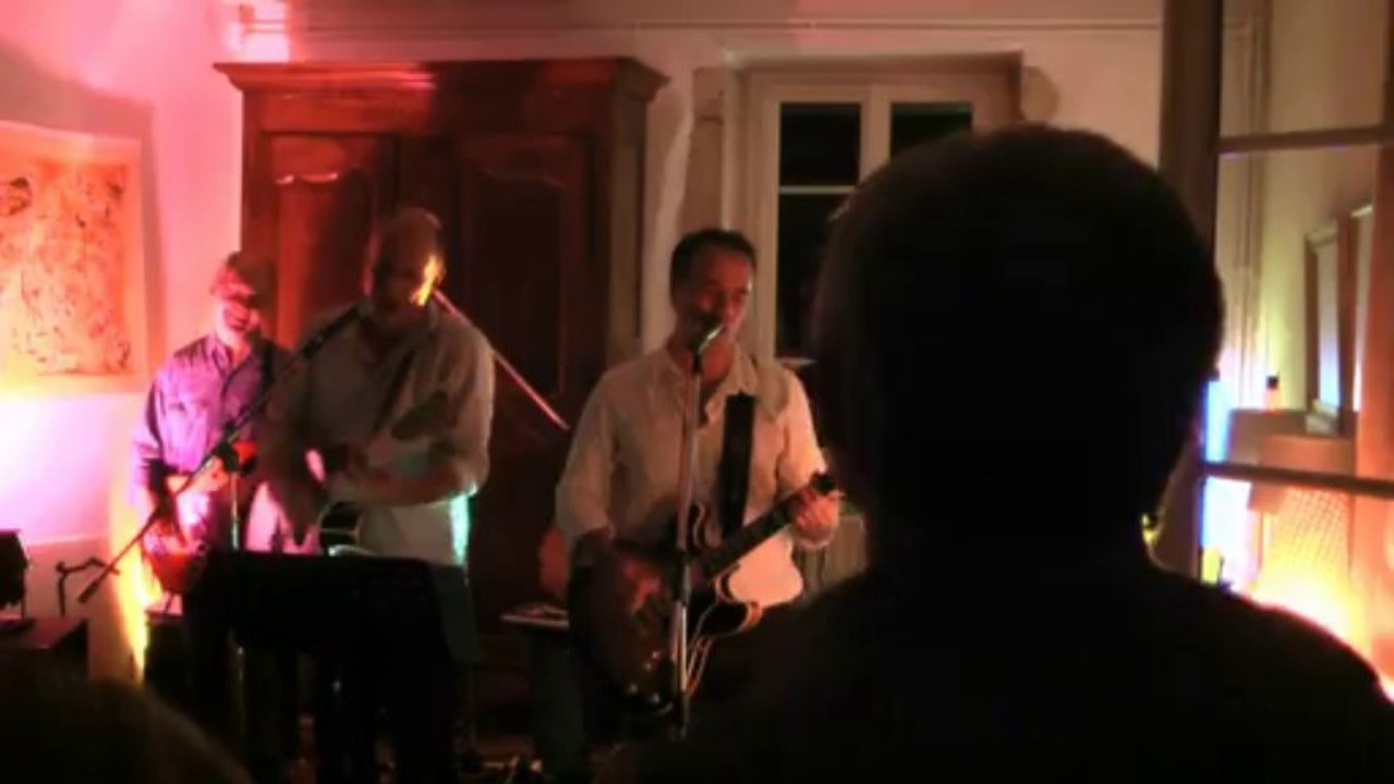 The Wellingtons - Honky Tonk Women (Rolling Stones cover)