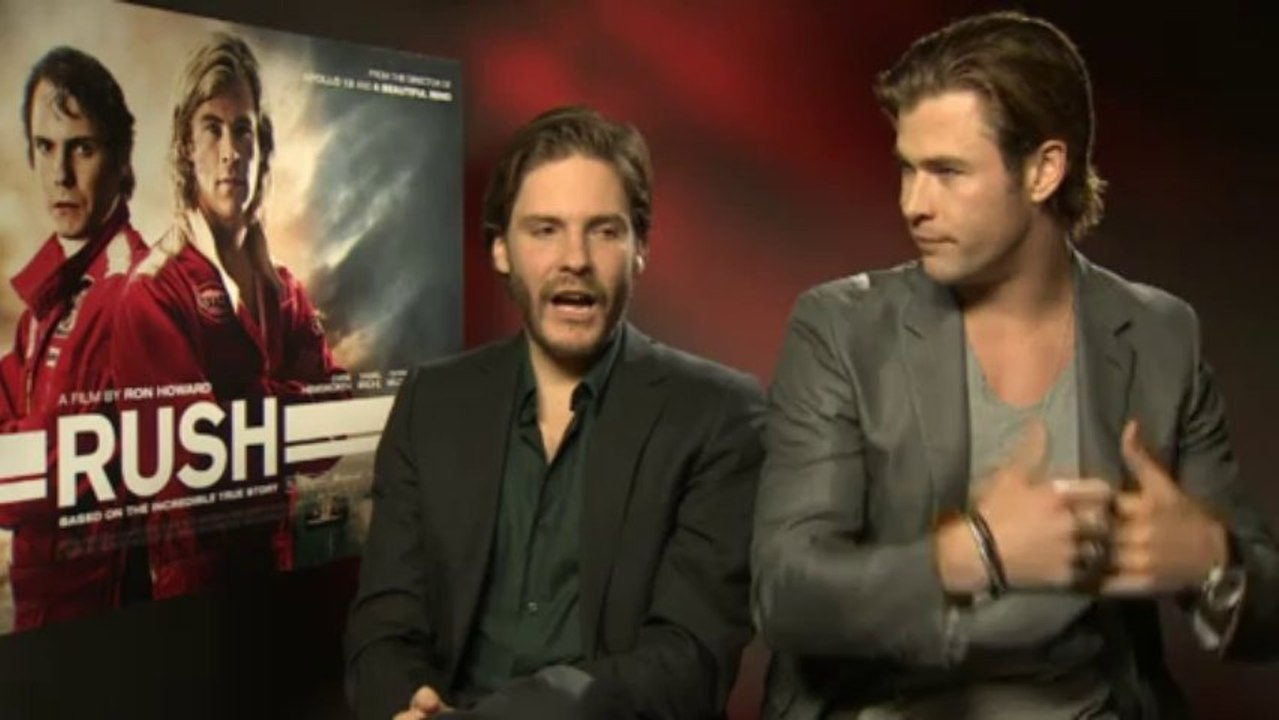 Chris Hemsworth and Daniel Bruhl battle in Rush...