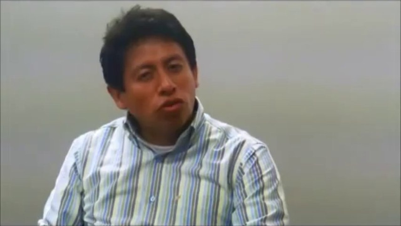 'TU TESIS EN 4 PASOS PorFernando Calagua' http://www.tu-tesis-en-4pasos.com