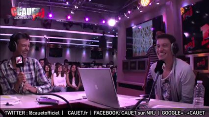 Stromae se prend une décharge électrique sur le doigt - C'Cauet sur NRJ