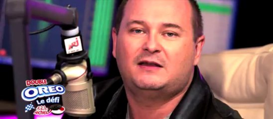 Julie tente le défi Double Oreo - C'Cauet sur NRJ