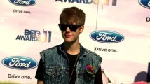 Justin Bieber Reportedly Evicting His Friends