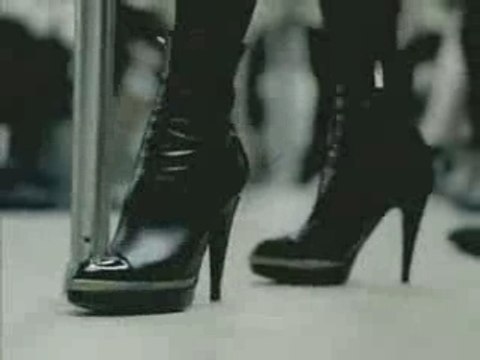 Pussycat dolls - Wait a minute