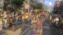 Katalanlar bağımsızlık için 'zincir' oldu