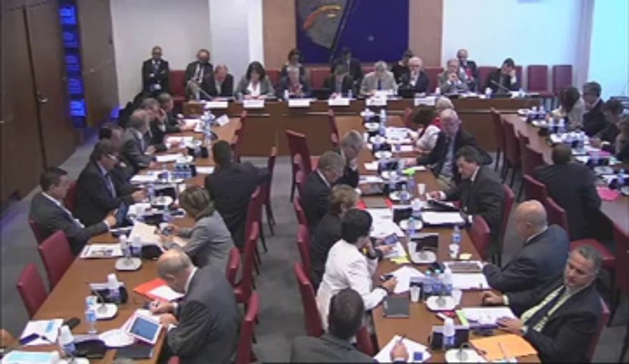 11 septembre 2013, Bertrand Pancher intervient en Commission de Développement Durable au cours d'une table ronde sur la pollution de l'air