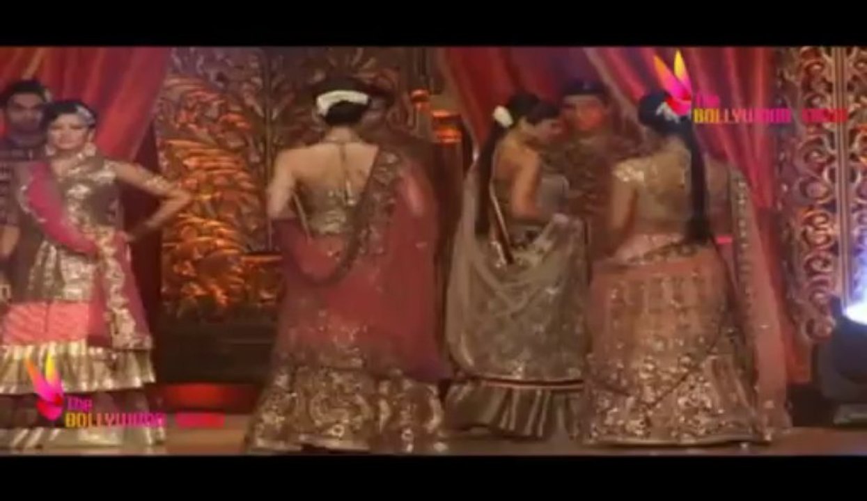 Vikram Phadnis Bridal Collection Fashion Show