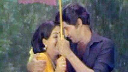Abhimanyudu Songs  Oke Godugu Oke Adugu  Sobhan Babu, Vijayashanti - HD