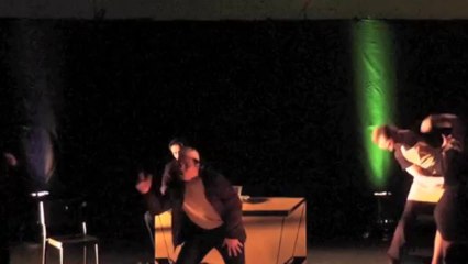 Compagnie Noir Fluo - Le cadavre mystérieux de la chambre froide de la superette de Lannuy-les-Bains