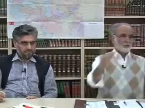 Celaleddin Rumi diyor ki: Mesnevi Kur'an'dan da yücedir!!