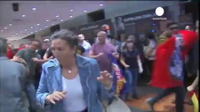 Spagna: nazionalisti spagnoli attaccano a festa...