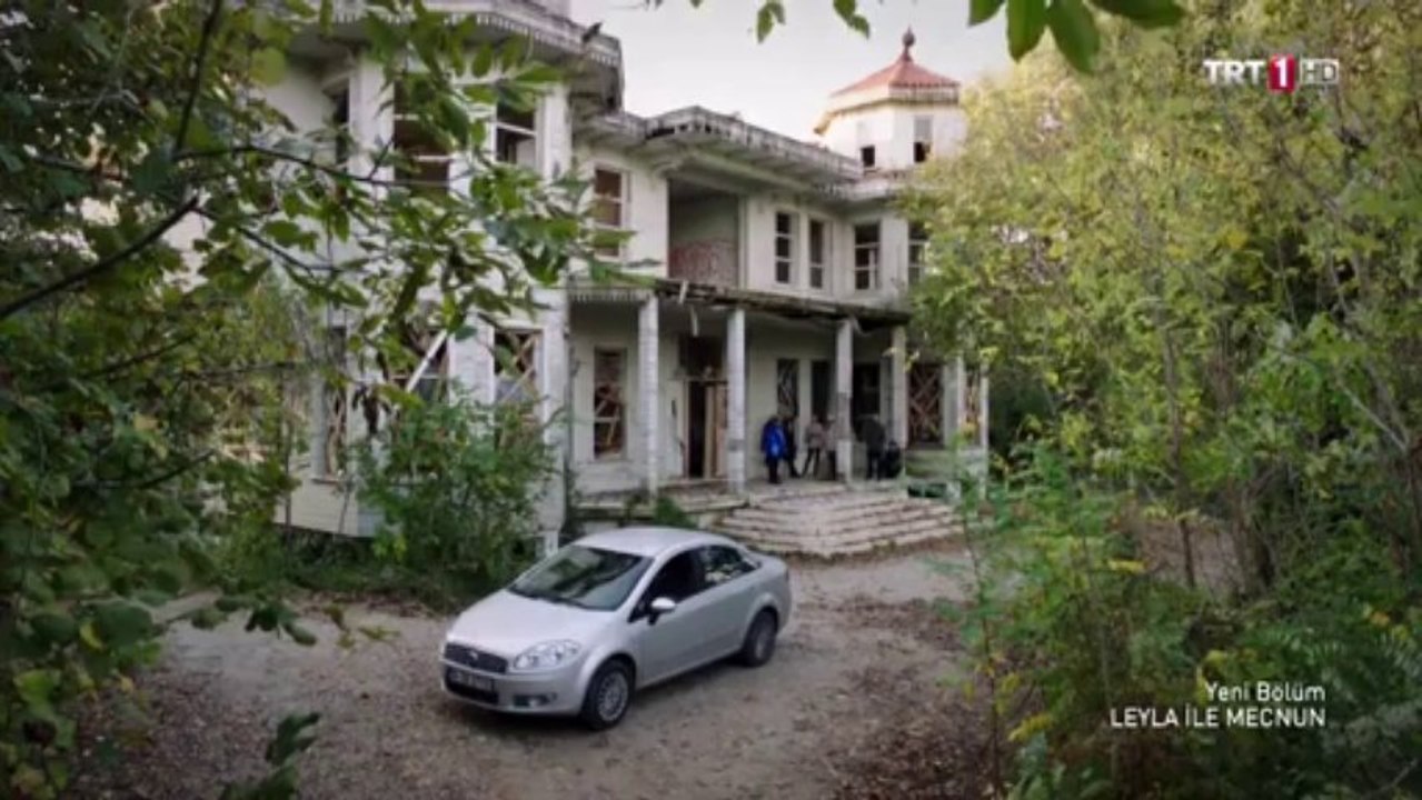 Leyla ile mecnun -ismail abi erdal bakkalın arabasını patlatıyor