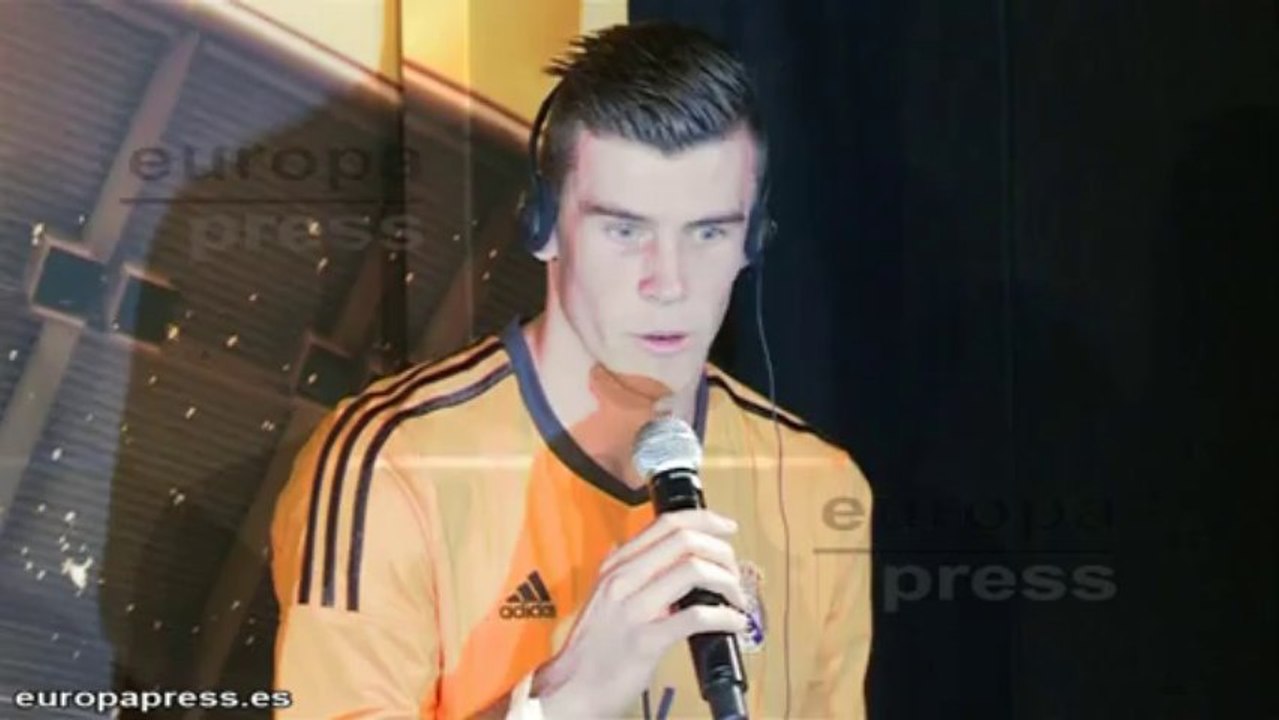 Bale:"Cristiano is amazing, I want to play with him"