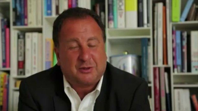 Complément d'enquête : Tolbiac en 1980, les débuts de Valls l'affranchi