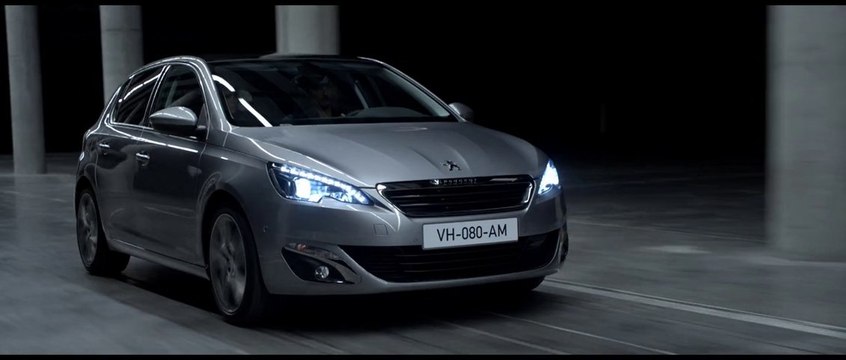 Publicité Peugeot 308 II – Film presse officiel (2013) ( feline.cc )