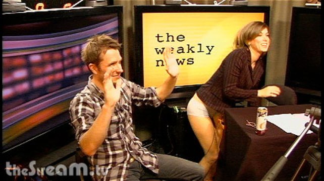 Iliza, Alexis, Brian, and Chris Hardwick Dance!