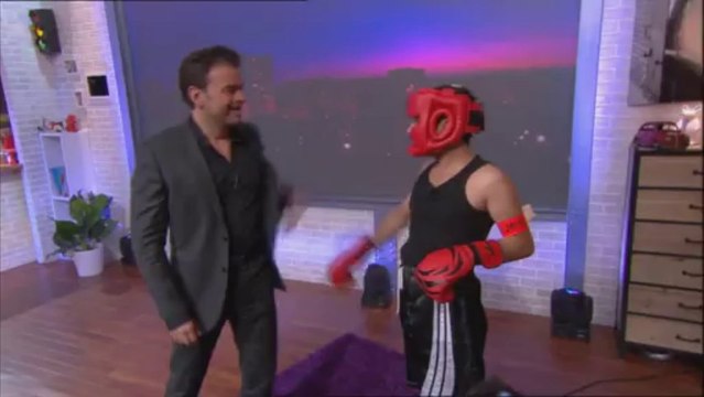 Chartier VS Clovis Cornillac - Bienvenue Chez Cauet