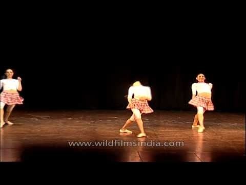 Performance by Armenian girls