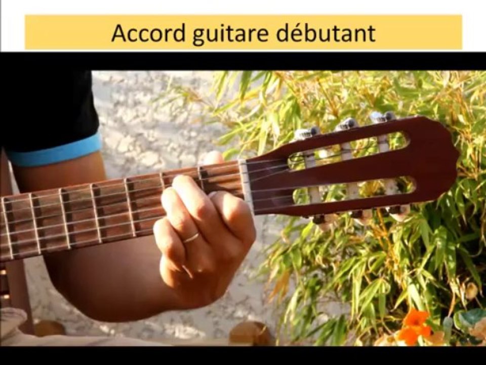 Accord de guitare de Mi majeur - Accord E - Niveau débutant facile réaliser