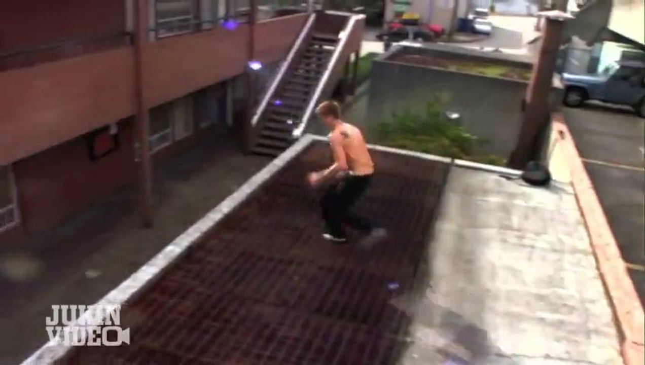 Parkour Fails Compilation : pour les fans de grosses gamelles et de sauts dangereux qui finissent mal!