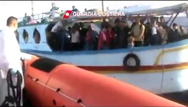 Siracusa - Immigrati, sbarcati 199 extracomunitari nel porto (12.09.13)