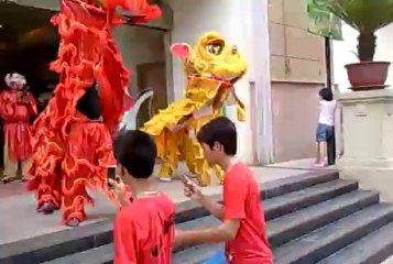 CHO THUÊ ĐỘI MÚA LÂN TẠI HÀ NỘI 0977 579 928