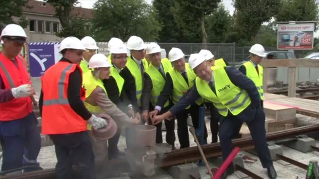 Soudure de rail du tramway T8, le 12 septembre 2013 à la limite des 3 villes desservies (Saint-Denis, Epinay S/Seine, Villetaneuse)