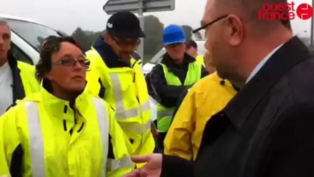 Les artisans du bâtiment en colère - Opération escargot de la Capeb