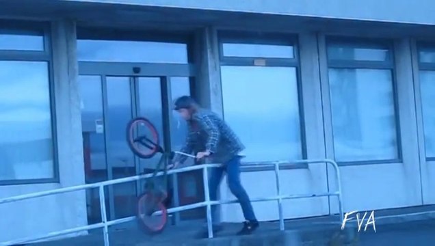 Ultimate Fails Compilation : Riders, animals, babies and dumb teenagers. Always FUNNY!