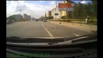 Rusyada feci kaza kamerada - kaza videoları
