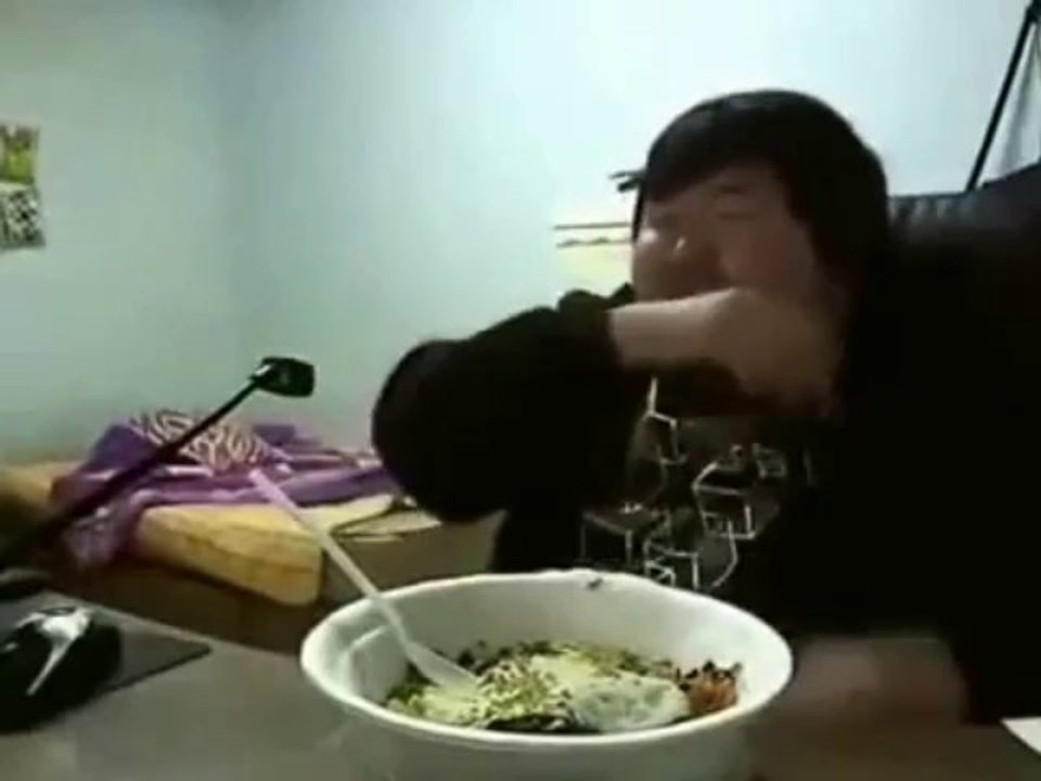Hasta los asiaticos se rien del ingles de  Ana Botella (alcaldesa de madrid)