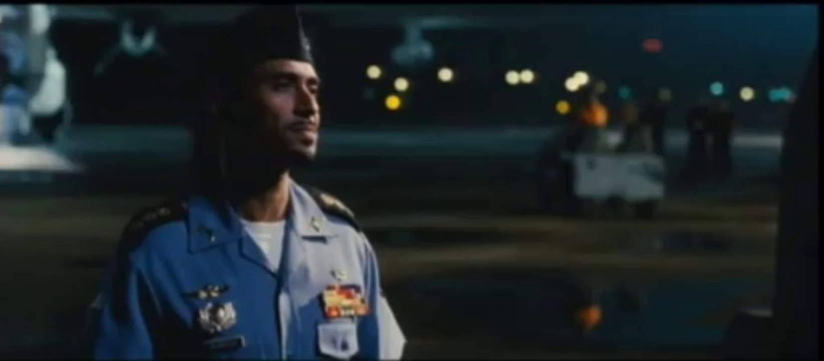 Hızlı ve Öfkeli 5 Rio Soygunu Klip_ Hobbs Havaalanında