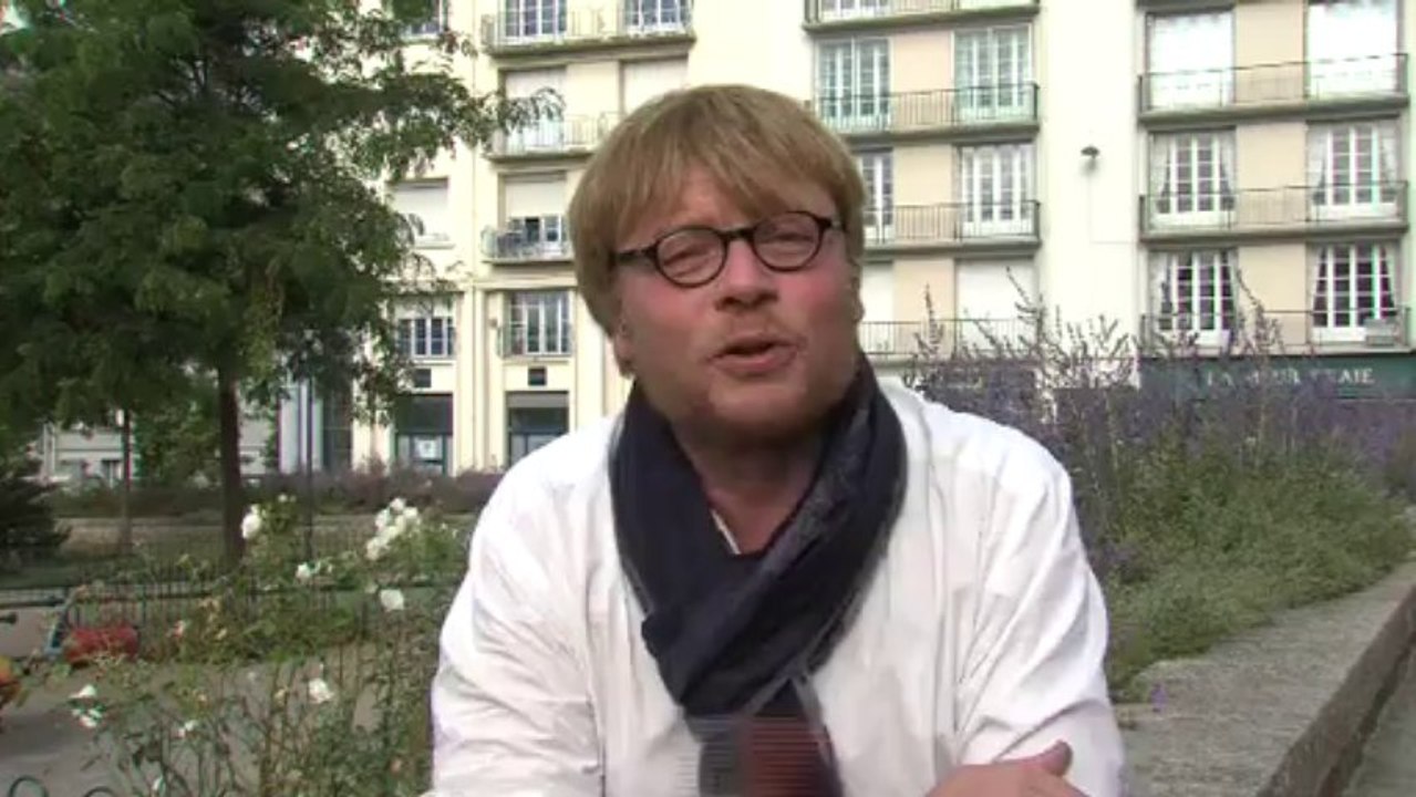 Brève de trottoirs. Steven Leroy ou l'avocat "brestoâ" de l'île de Sein