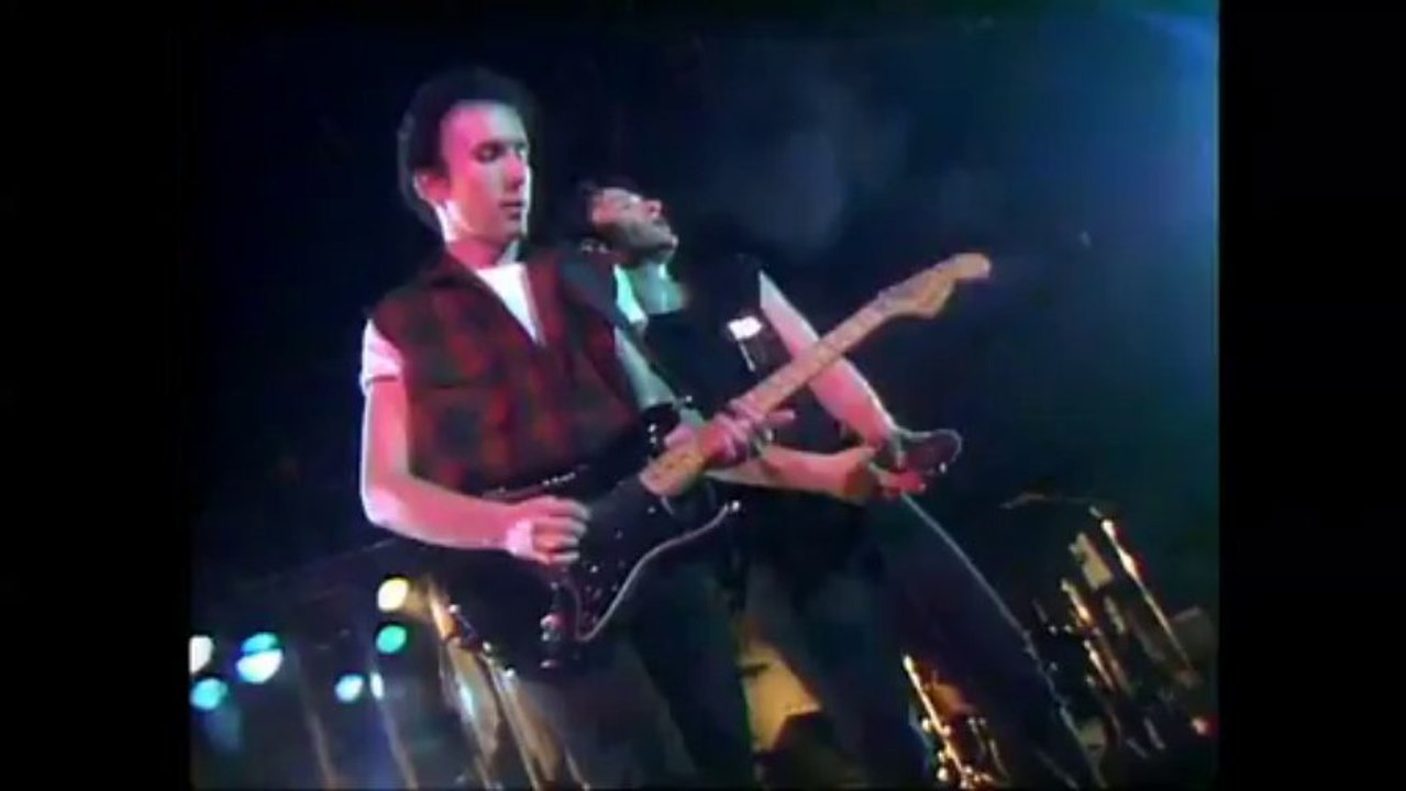 U2 live - Red Rocks 1983 -( Gloria)