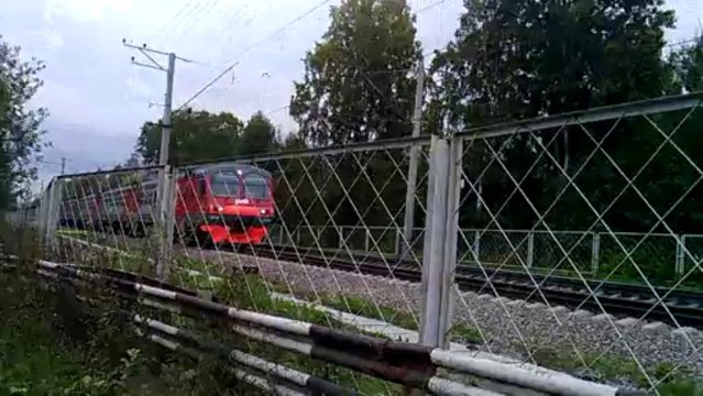 Fly IQ4411 Quad Energie 2 - тест камеры: Электричка