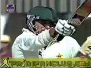 Afridi 1st Century against India in Toronto 1998 - Rare Video