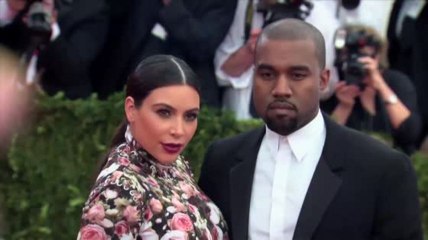 Kim Kardashian et Kanye West visitent leur demeure de 11 millions de dollars à Bel Air