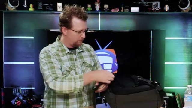 Review: Ogio Renegade RSS 17 - GeekBeat Tips & Reviews