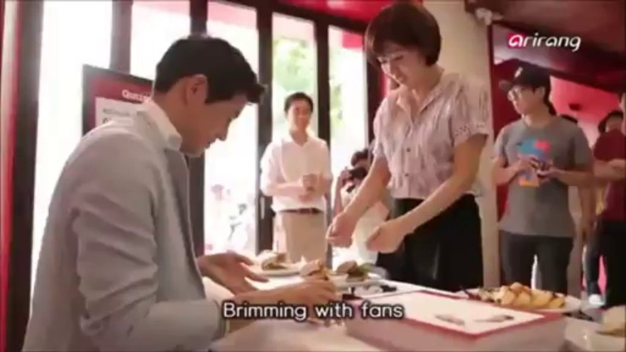 Lee Sang Yoon's Fan autograph event in July 2013