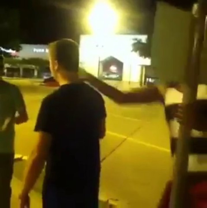 Se prendre un panneau en pleine tête!! Dommage lol