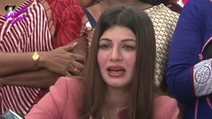 Kainat Arora celebrates Rakhee with Cancer patients