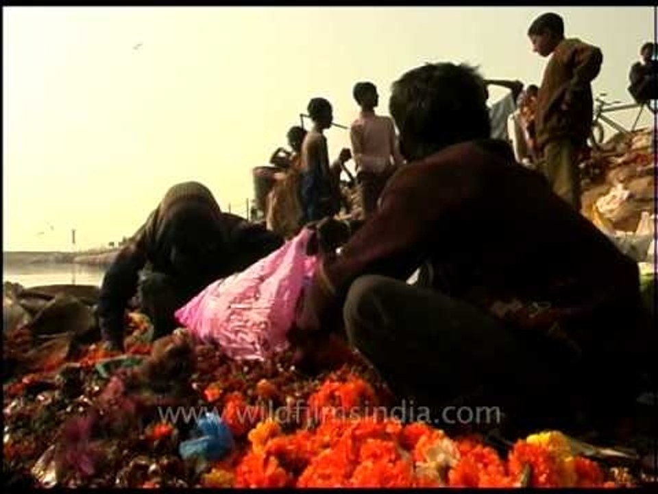 The lives of children interconnected with Yamuna