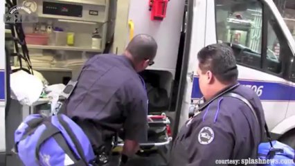 Nicole Kidman HIT by bicycle riding photographer - Aftermath