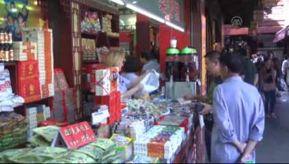 Çin'de Ay Çöreği Bayramı kutlanıyor