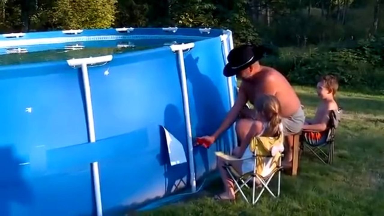 Comment vider une piscine en 1 seconde ?