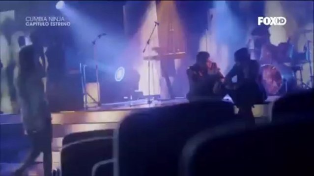 Christian Meier en Cumbia Ninja- cap 2 'Somos Niebla'